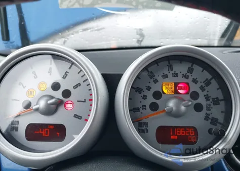 2005 Mini Cooper S z USA, uszkodzony, nr VIN WMWRE33445TD90454